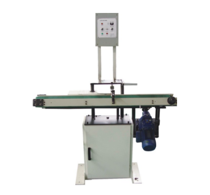 Outside lacquering machine