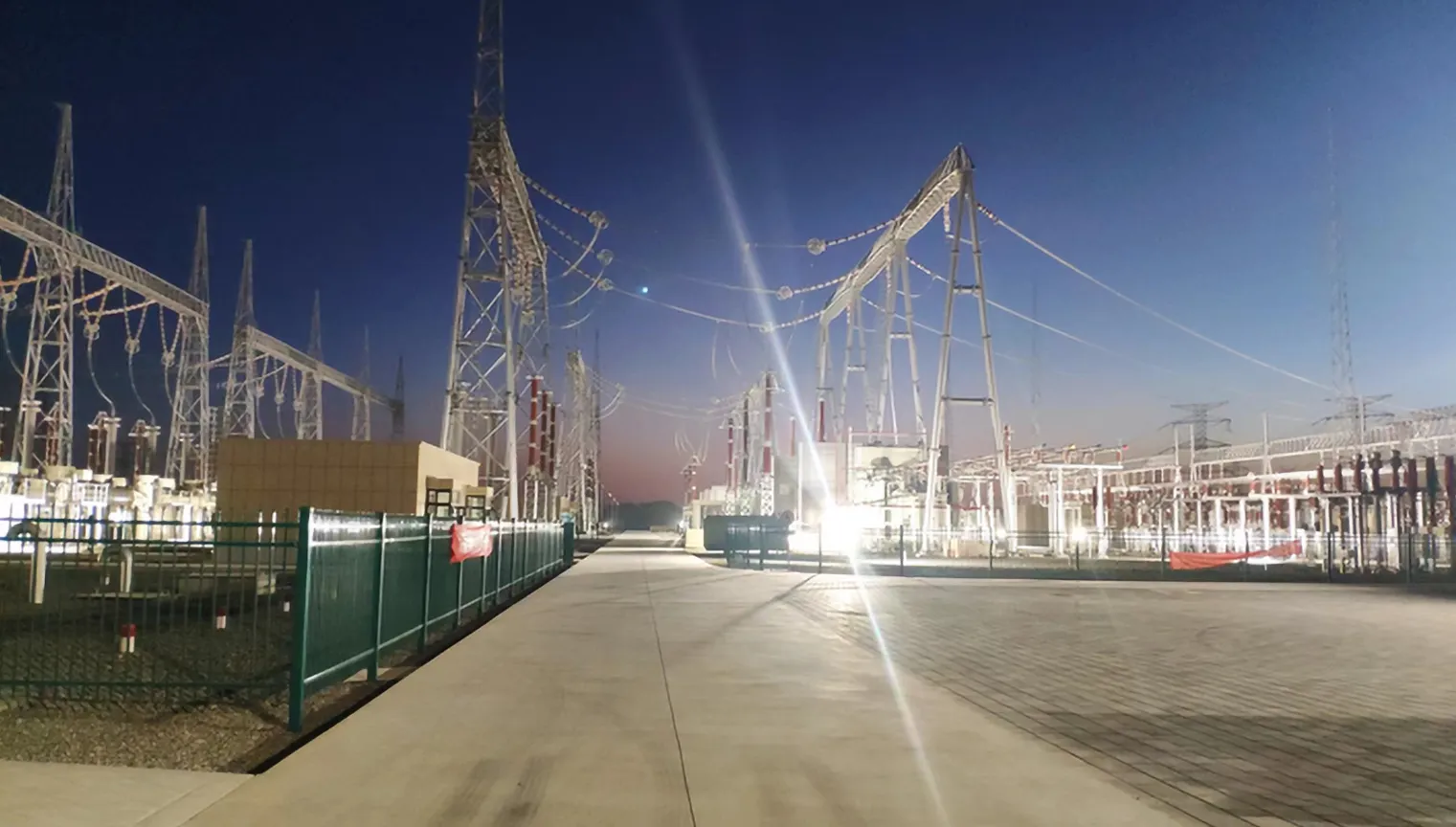 Power System Operating Power Supply Solutions