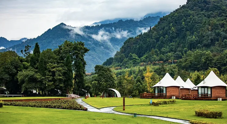 绿野星辰帐篷酒店