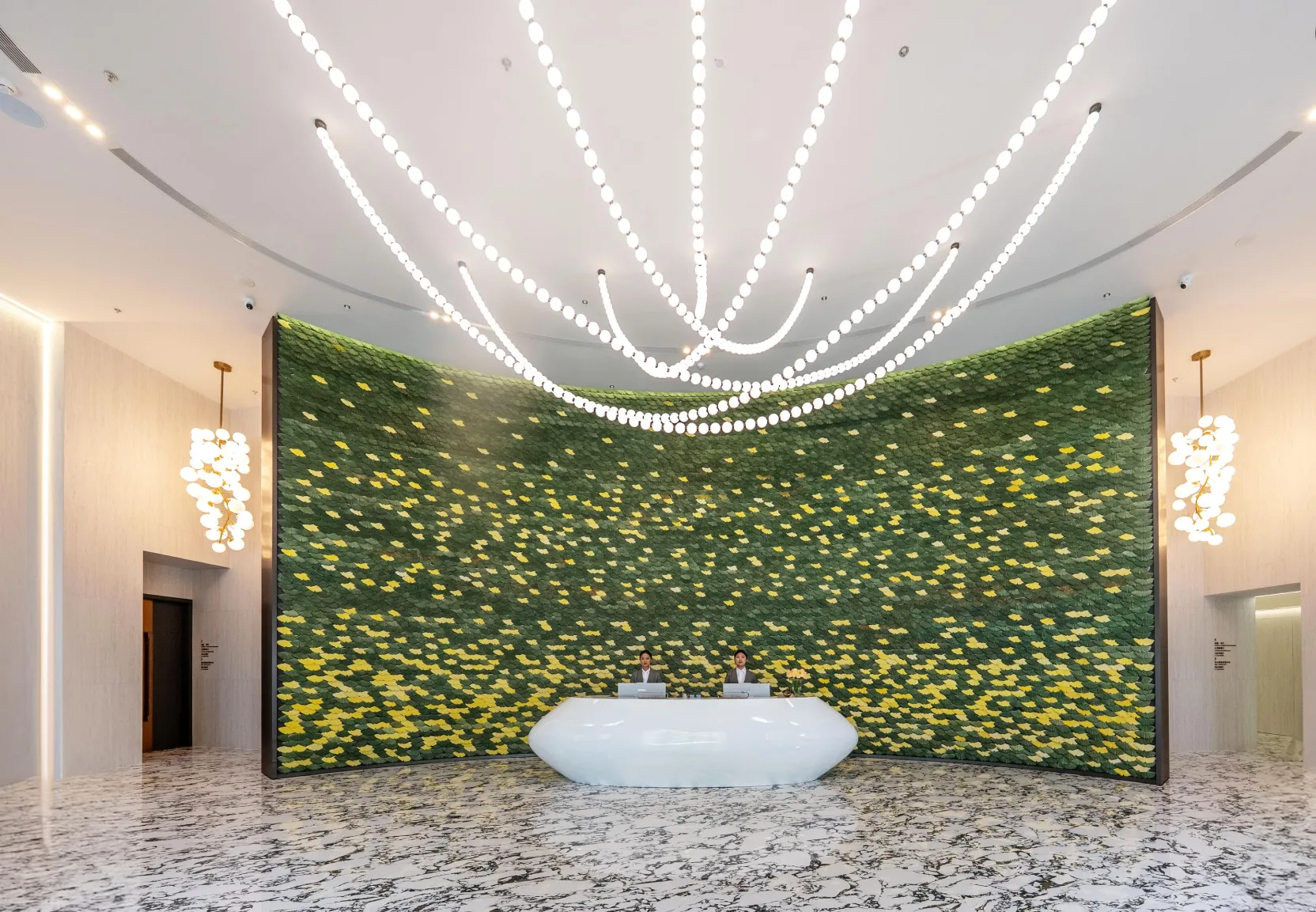 <span>ABOUT</span> yixin