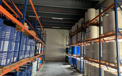 设备完善的车间和原料仓库（2）