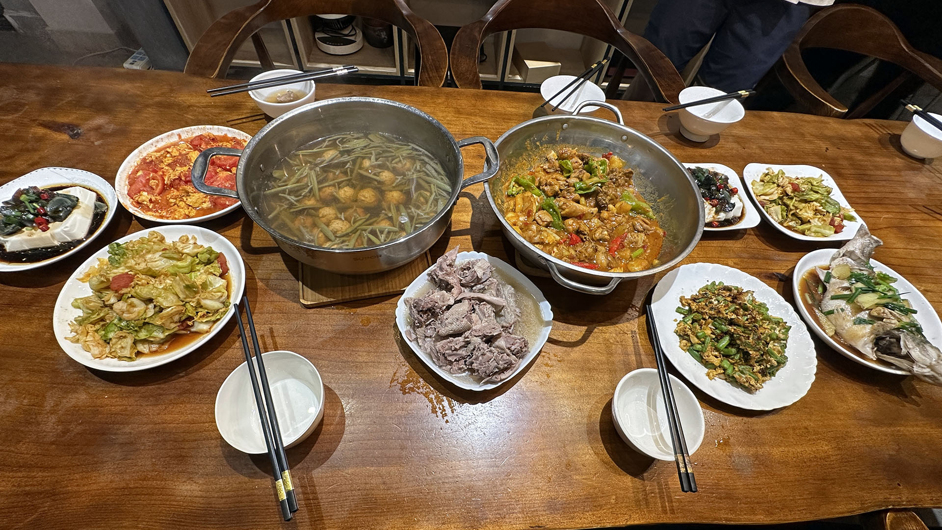 Escapes to Xishan Island for a Team Outing