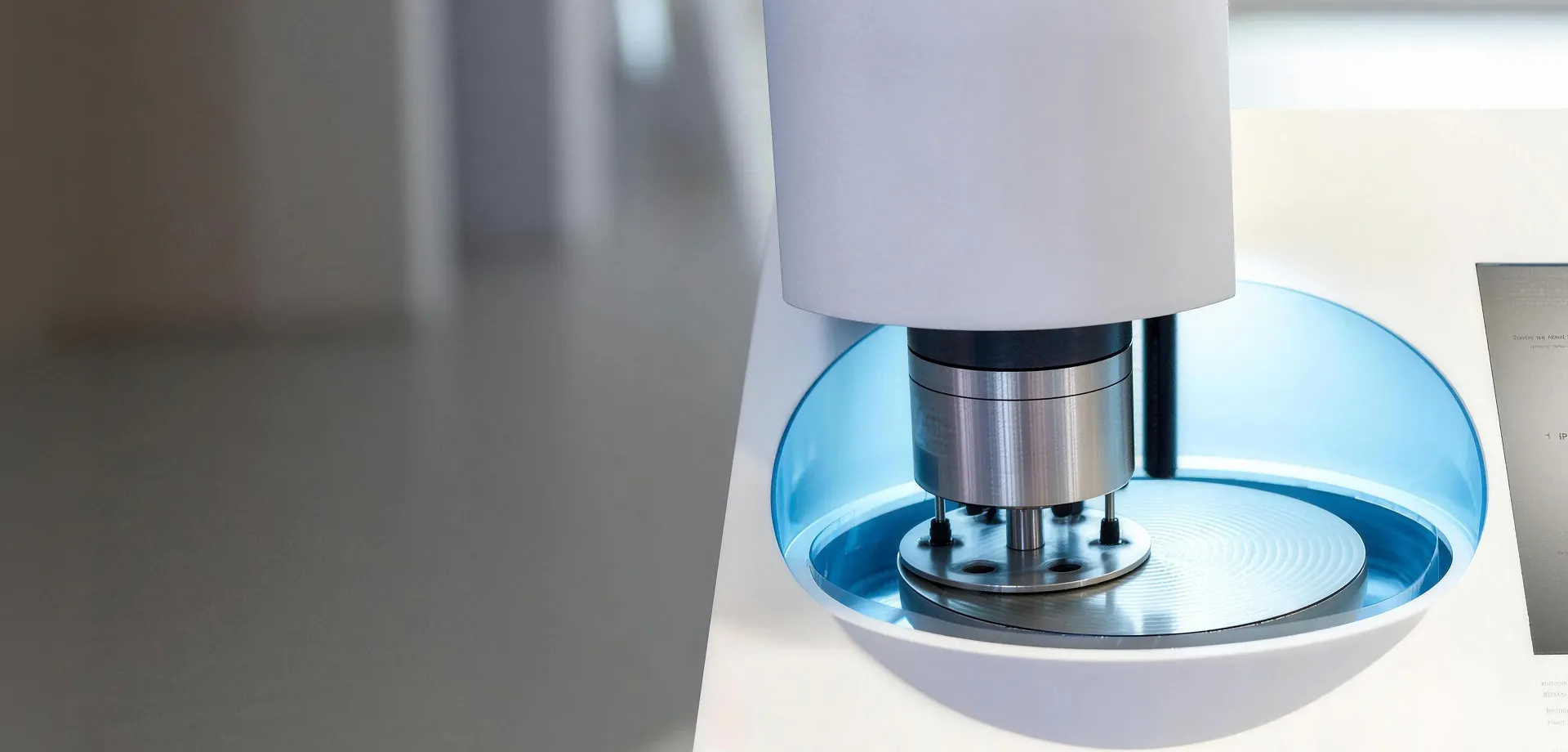 High-precision integrated cutting, grinding and polishing process