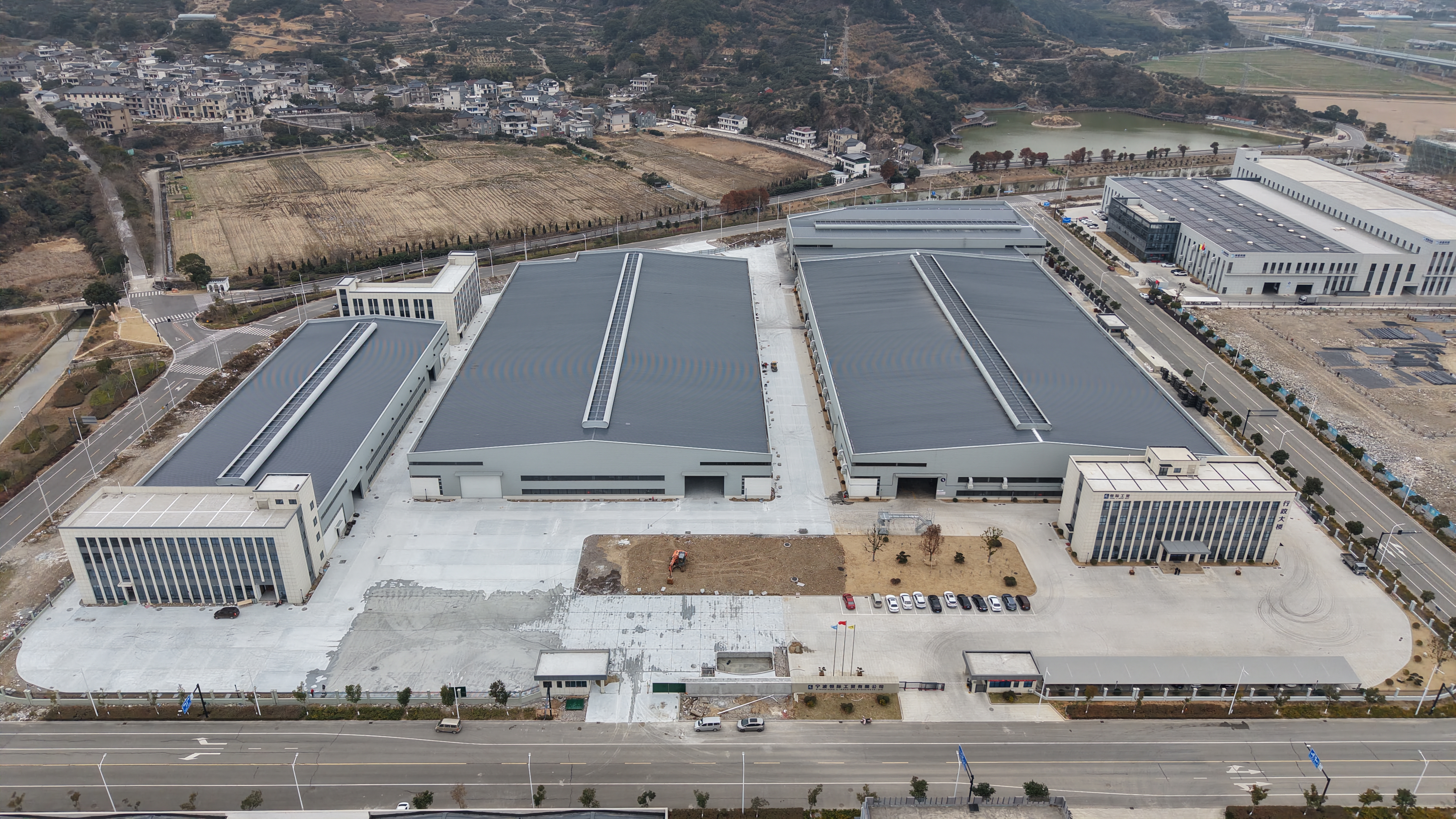 Step inside our manufacturing base!