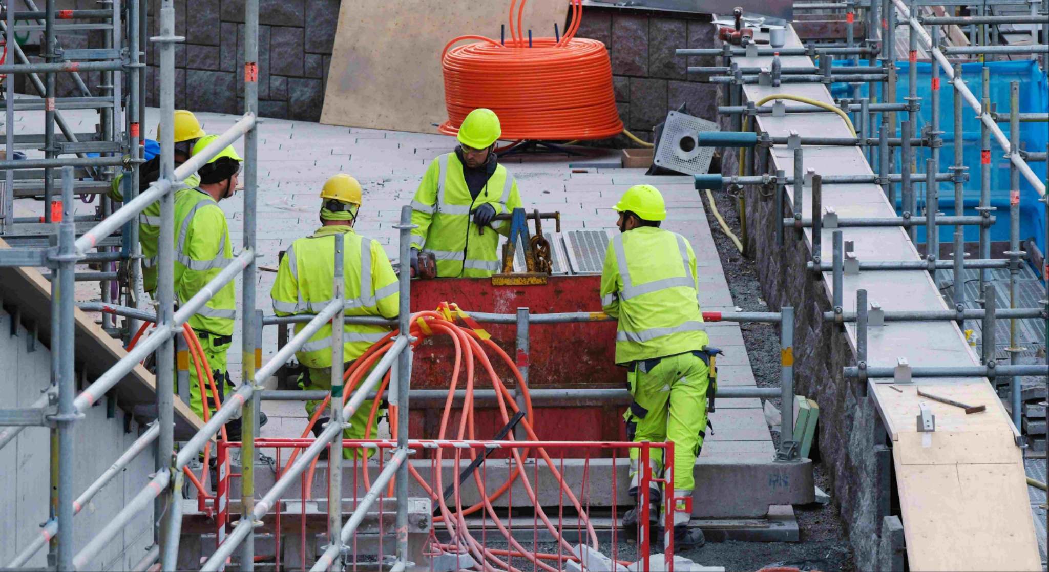 What Every Saudi Contractor Must Know Before Taking On a High-Rise Project