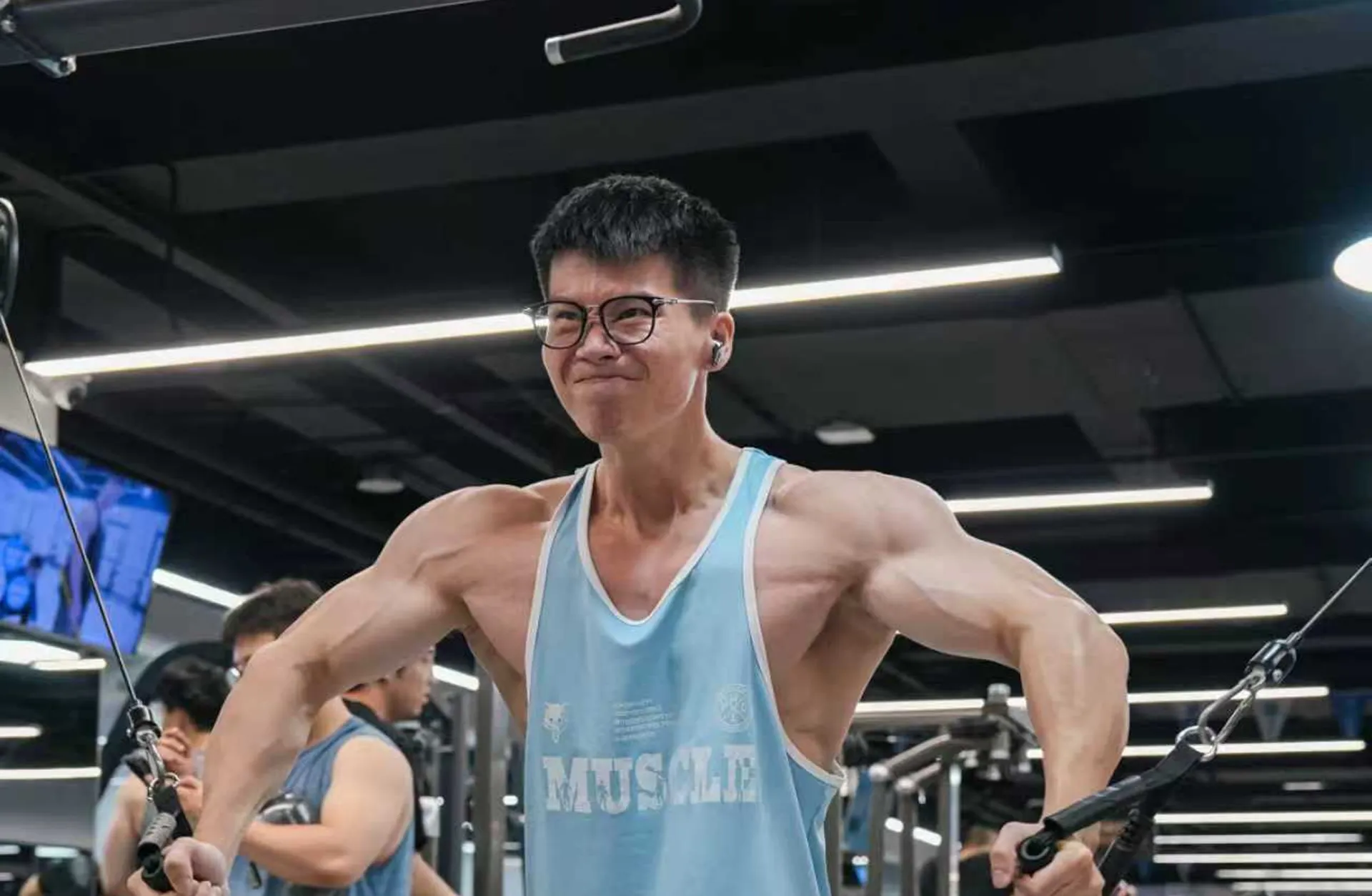 练 · 全场馆专业器械 练到尽兴才叫爽
