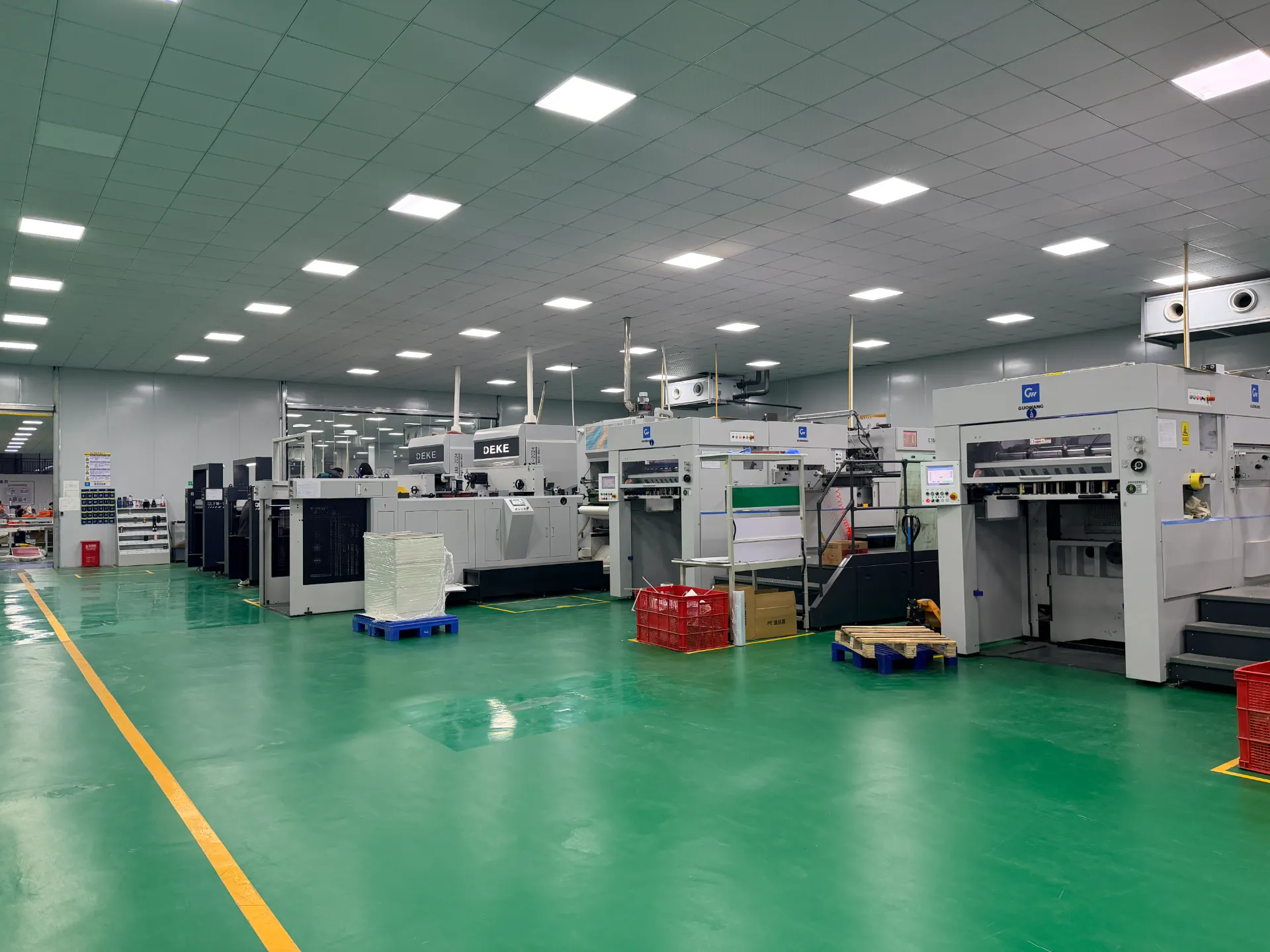 هدايا السنة الجديدة تدفئ القلوب، والإلتزام بأعمال الإنتاج يبرز المسؤولية