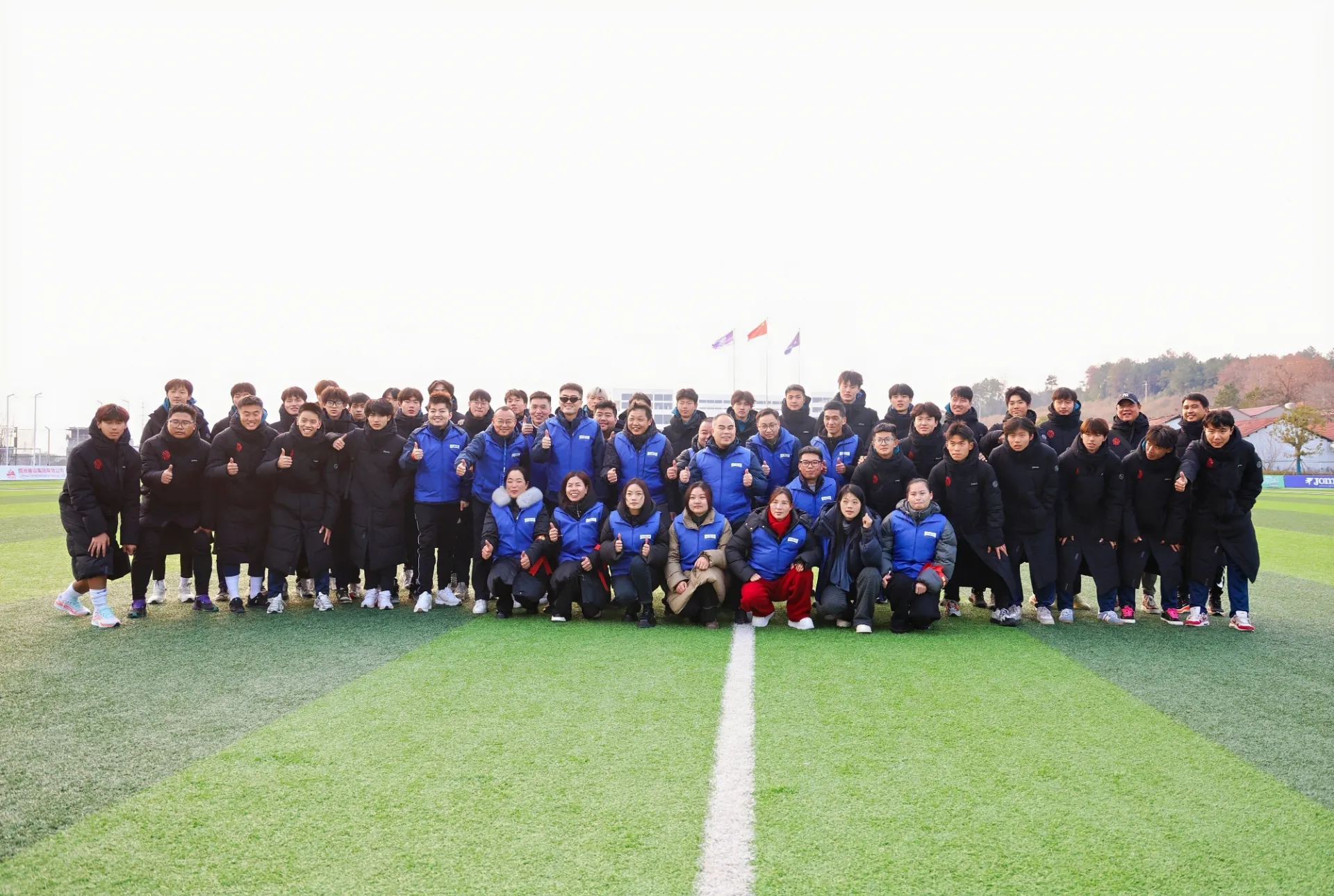 云启元团队与永康队合影