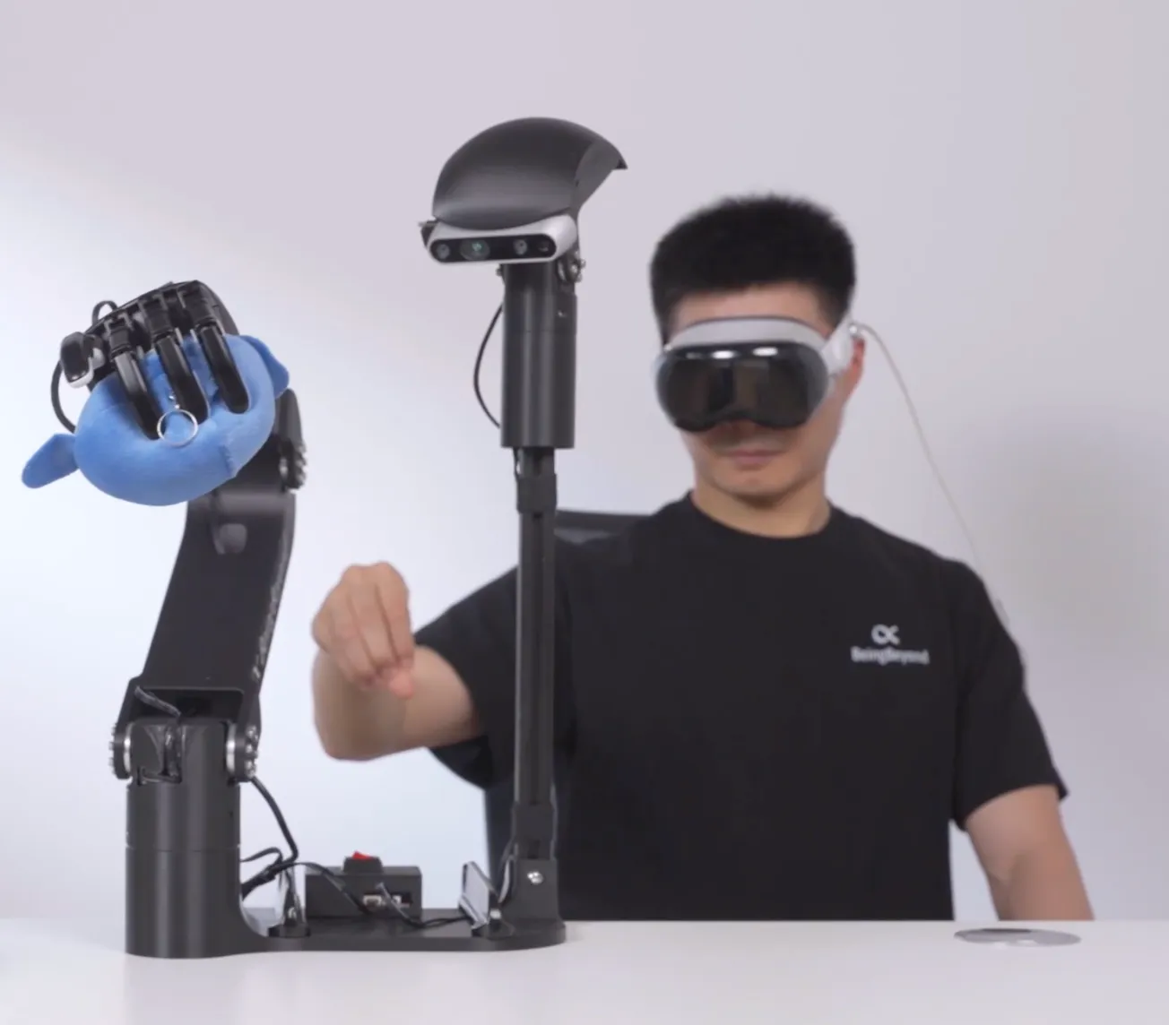 代码全栈开源，Python接口统一